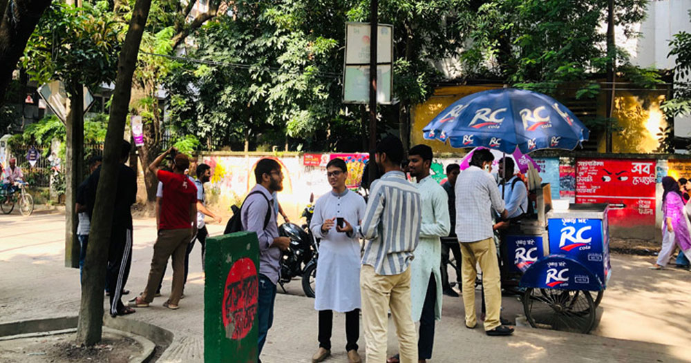 ডাকসু নির্বাচন ঘিরে ক্যাম্পাসে উৎসবের আমেজ