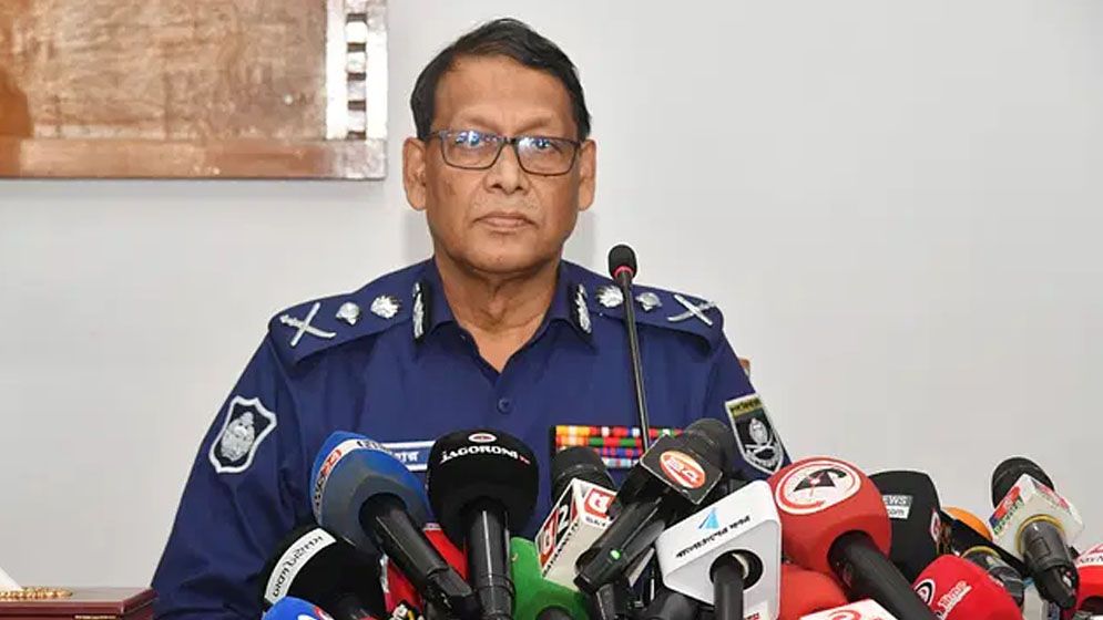 নির্বাচনের পরিবেশ ব্যাহত করতে সম্প্রীতি বিনষ্টে অনেক গোষ্ঠী সক্রিয় : আইজিপি