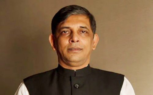 বাহাউদ্দিন নাছিম: কলকাতায় বিলাসবহুল জীবন, পাচার করা অর্থে ব্যবসায় বিনিয়োগ