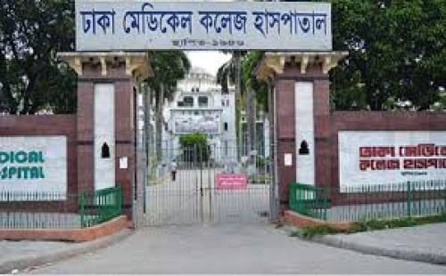 আফতাবনগরে অটোরিকশার চাকায় ওড়না পেঁচিয়ে তরুণীর মৃত্যু