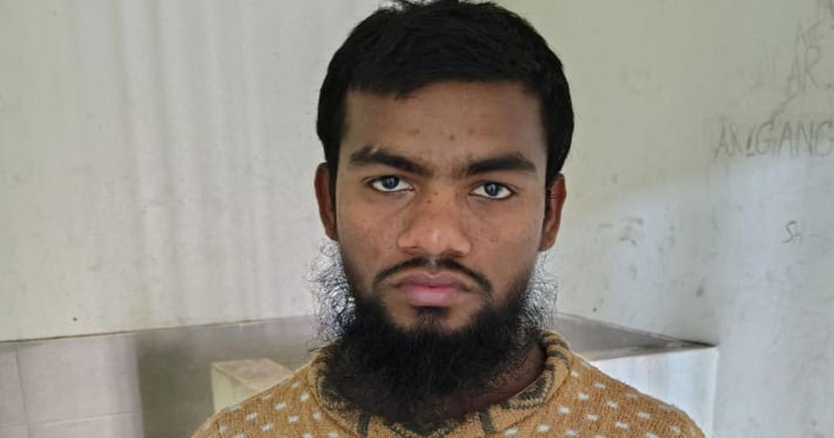 ছাত্রীকে ধর্ষণচেষ্টা, মাদ্রাসা শিক্ষক গ্রেপ্তার