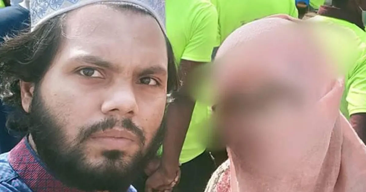 ওসমান হাদির পরিবারকে ফ্ল্যাটের দলিল, চাবি হস্তান্তর করলেন প্রধান উপদেষ্টা