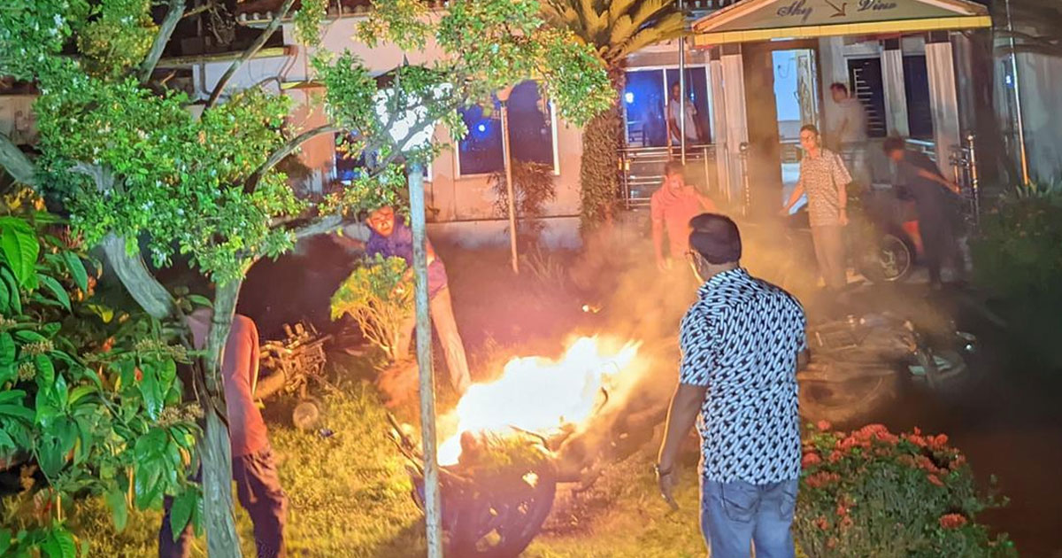 জাপা ও এনসিপি সমর্থকদের ধাওয়া-পাল্টা ধাওয়া, উত্তেজনা বৃদ্ধি
