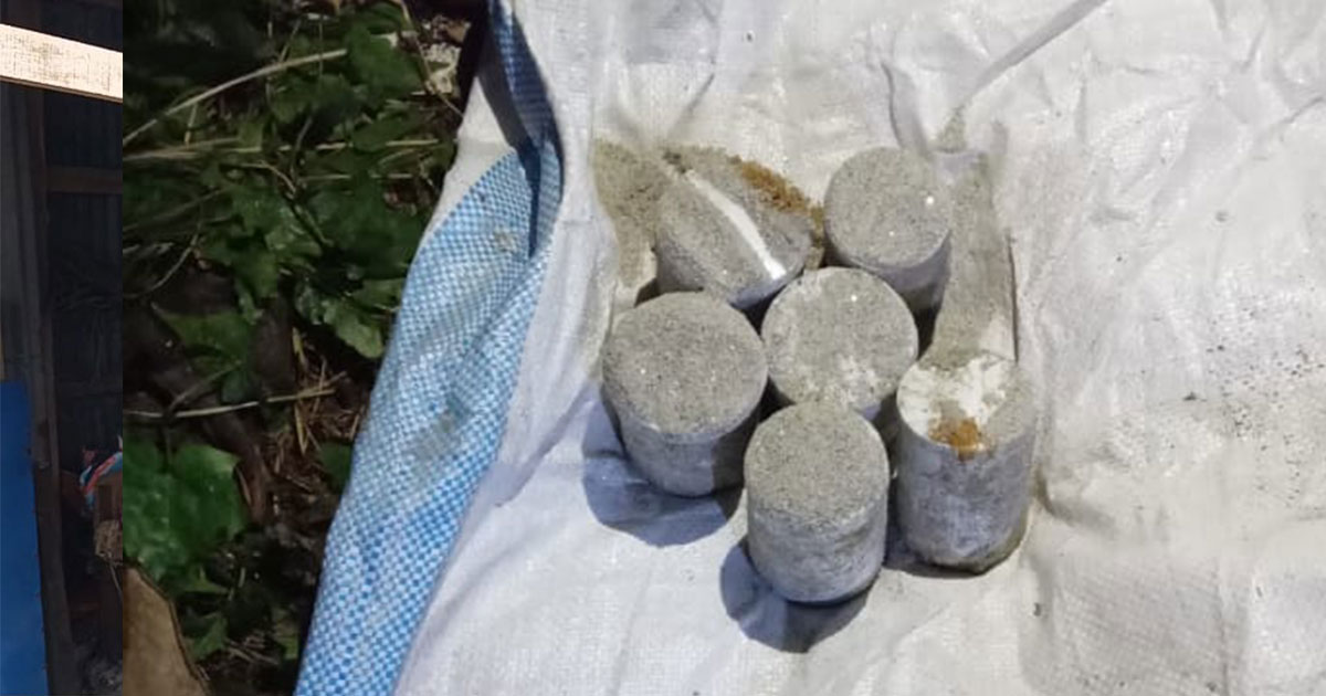 বাগেরহাটে পরিত্যক্ত ভবনের পাশ থেকে ৬টি ককটেল উদ্ধার