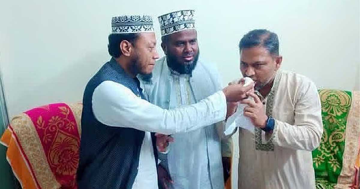 কুষ্টিয়ায় বিএনপির পরাজিত প্রার্থীকে মিষ্টিমুখ করালেন জামায়াতের আমির হামজা