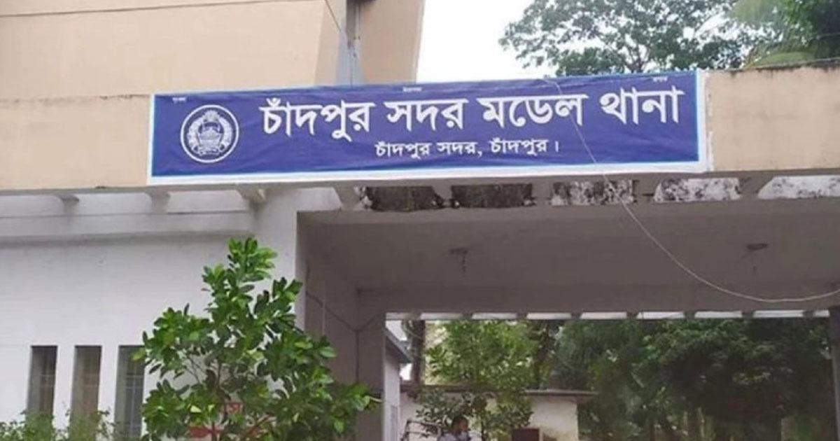 বিশৃঙ্খলা করায় নিজ দলের কর্মীদের পুলিশে দিলেন নবনির্বাচিত এমপি মানিক