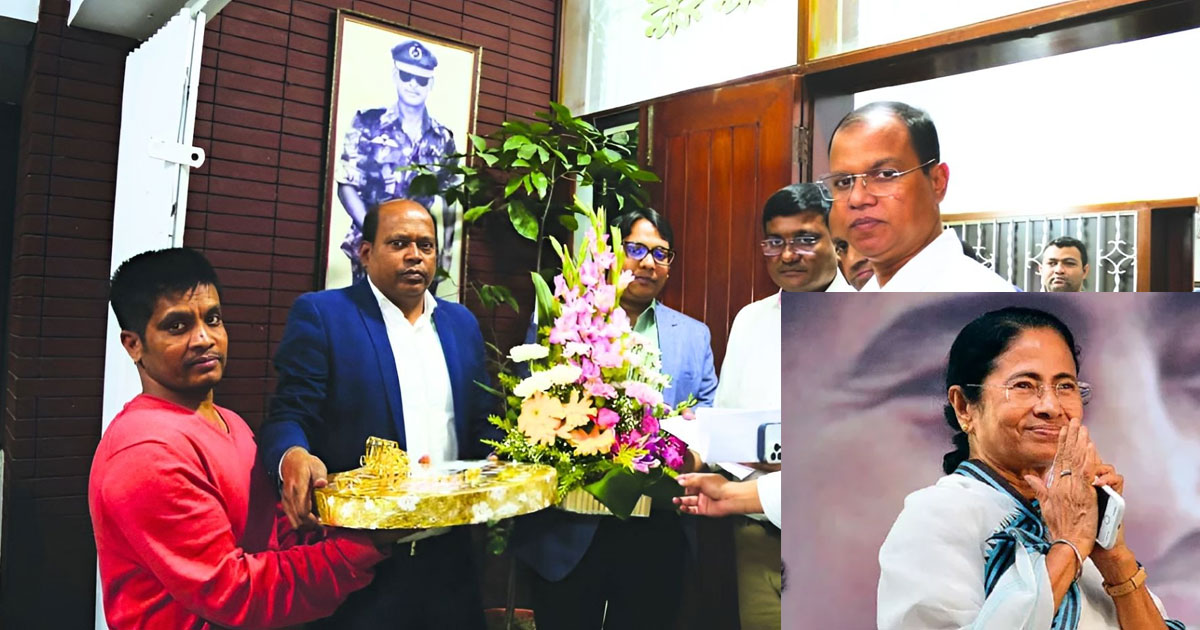 মমতা বন্দ্যোপাধ্যায় তারেক রহমানকে ফুলেল শুভেচ্ছা ও মিষ্টি পাঠালেন