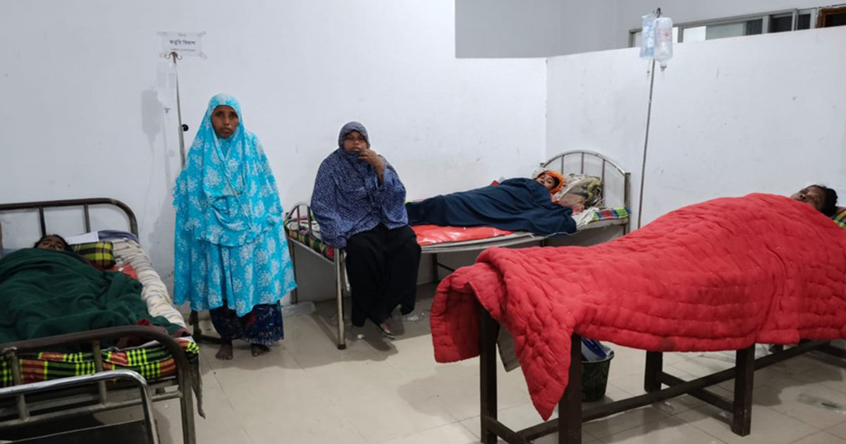 সিরাজগঞ্জে জামায়াত নেতার বাড়িতে হামলা, নারীসহ আহত ৫