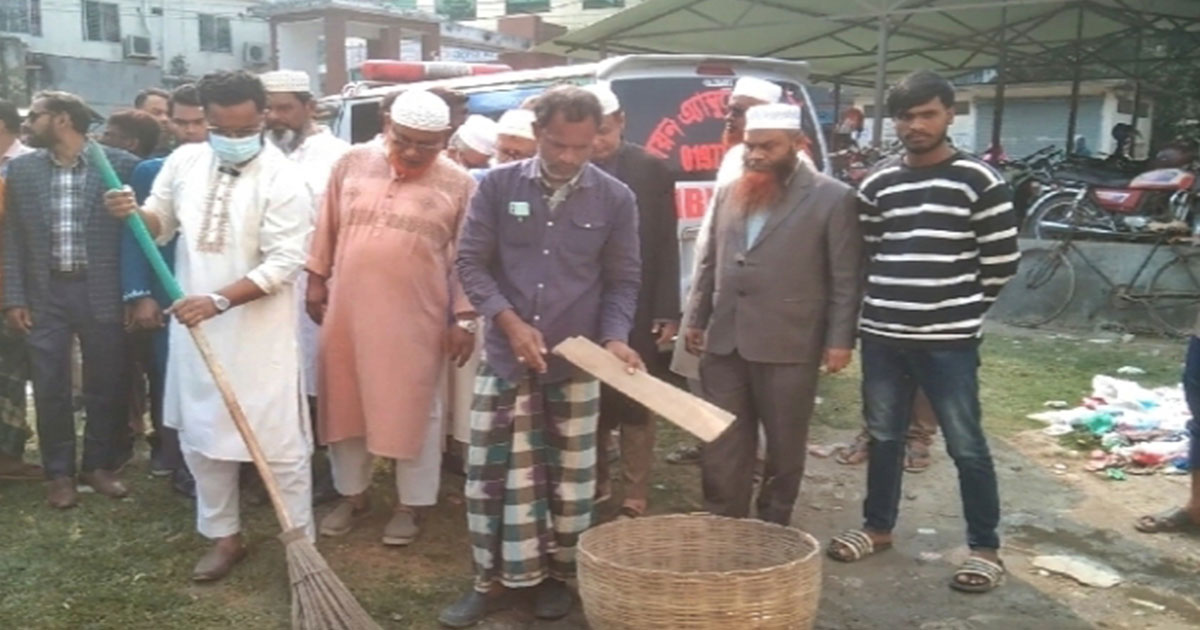 নড়াইল জেলা হাসপাতালে পরিষ্কার-পরিচ্ছন্নতা কার্যক্রম শুরু