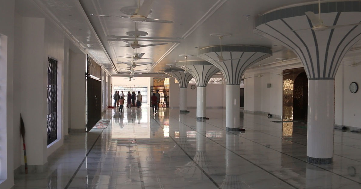 কালীগঞ্জে ৬ কোটি টাকার বিলাসবহুল মসজিদ