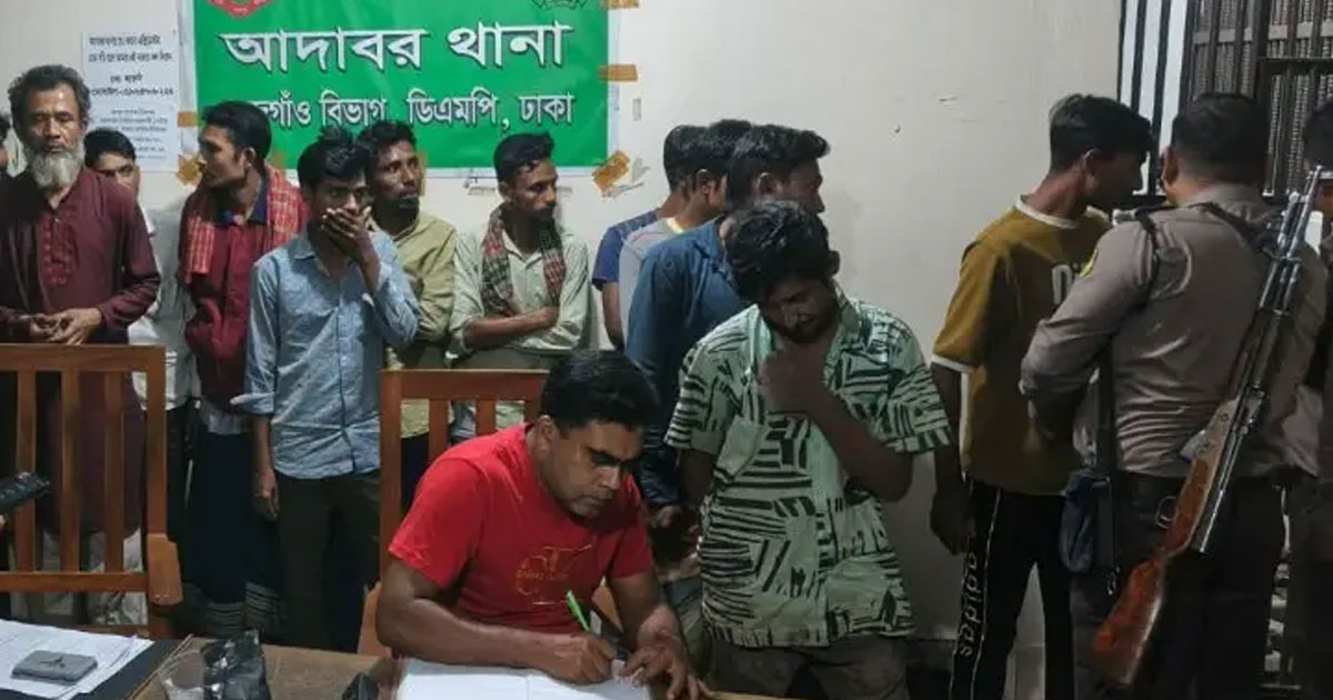 রাতে সাঁড়াশি অভিযানে শতাধিক চাঁদাবাজ ও কিশোর গ্যাং সদস্য আটক