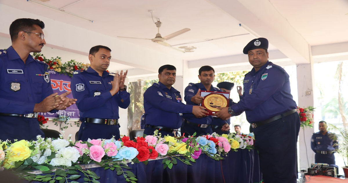সাতক্ষীরা জেলার শ্রেষ্ঠ অফিসার ইনচার্জ হলেন খালেদুর রহমান