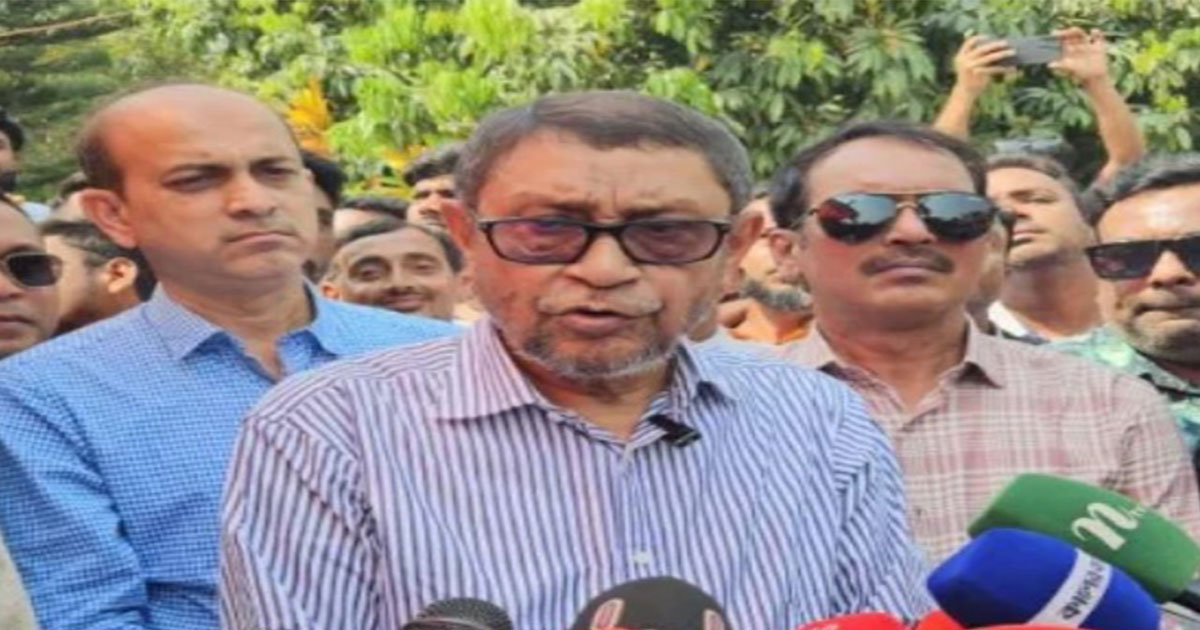 চিকিৎসায় বিদেশনির্ভরতা কমাতে বললেন স্বাস্থ্যমন্ত্রী