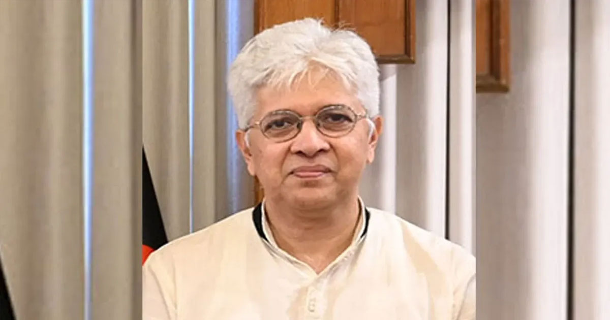 সাবেক উপদেষ্টা আদিলুরকে বিমানবন্দরে হয়রানি