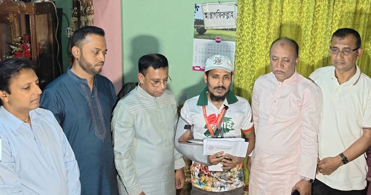 চব্বিশের আহত হোসেনের পাশে প্রধানমন্ত্রী