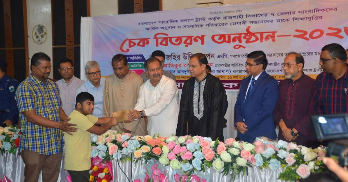 বঞ্চিত বগুড়াবাসীদের তালিকা করে অধিকার ফিরিয়ে দেওয়া হবে: তথ্যমন্ত্রী