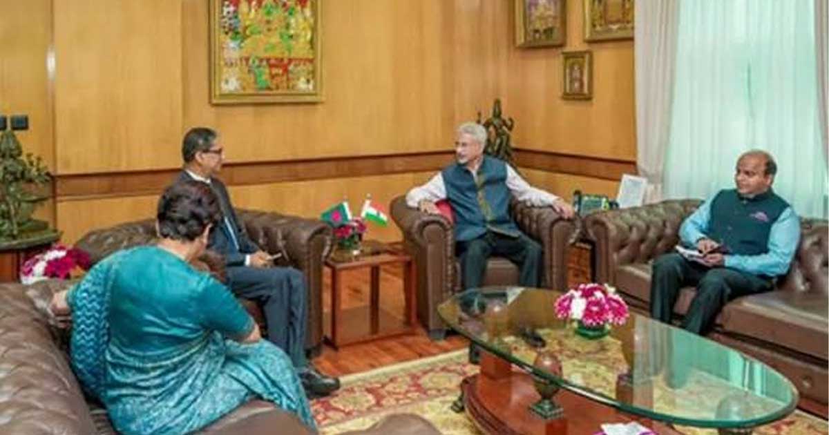 দ্বিপাক্ষিক সম্পর্ক এগিয়ে নিতে  বৈঠক জয়শঙ্কর-রিয়াজ হামিদুল্লার