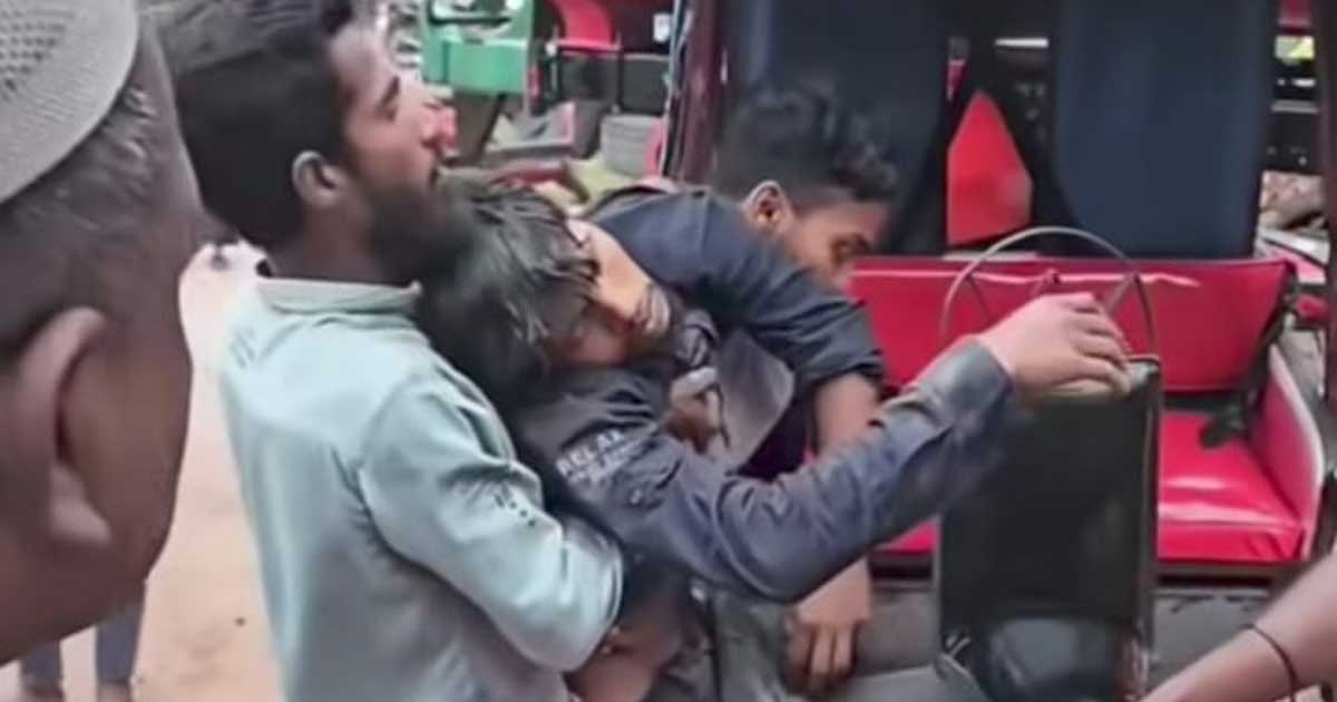 বাগেরহাটে তেল সংকট: পাম্পে হামলা, আহত ৩