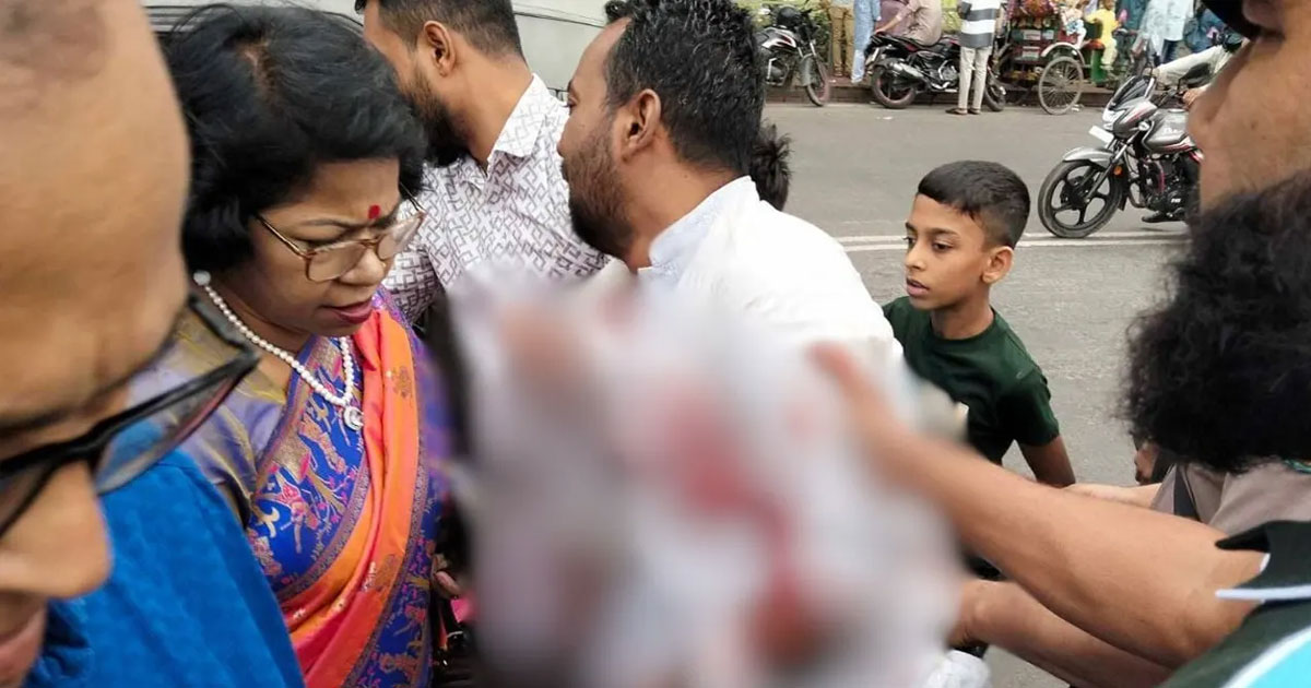 জিয়া উদ্যানে যুবকের আত্মহত্যার চেষ্টা