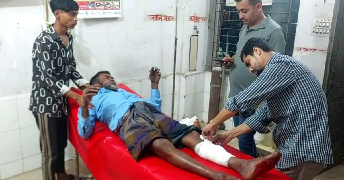 লক্ষ্মীপুরে দু’গ্রুপের মধ্যে গোলাগুলিতে পথচারী গুলিবিদ্ধ