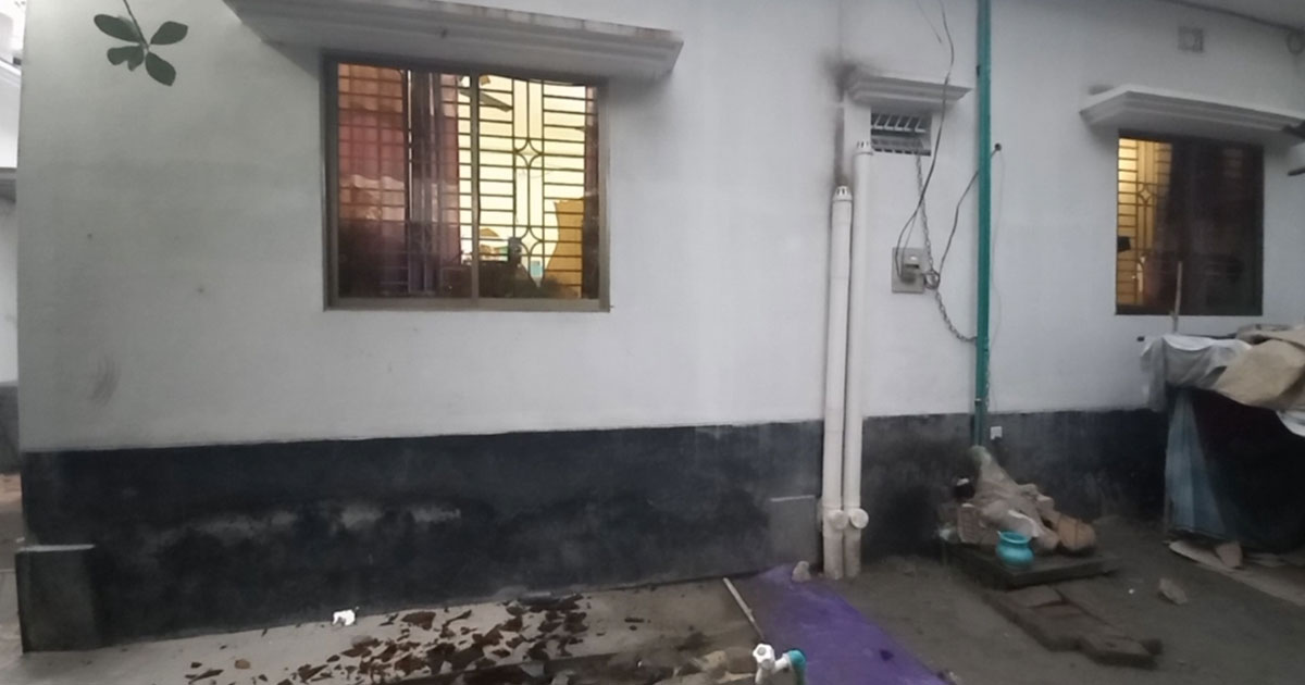 মাদারীপুরে বিডিআর সদস্যের বাড়িতে হামলা-ভাঙচুর