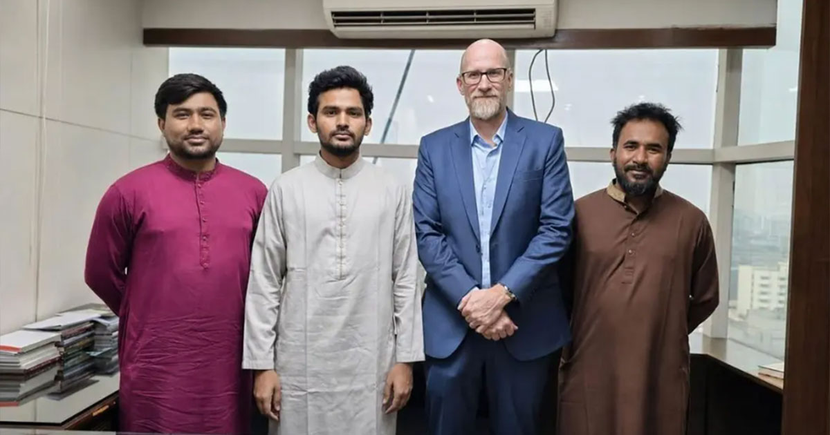 এনসিপি কার্যালয়ে মার্কিন কুটনীতিকের বৈঠক