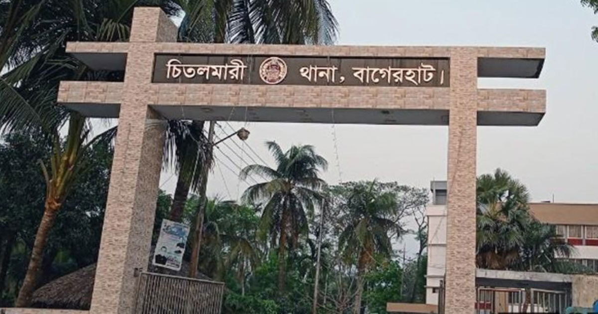 বাগেরহাটে জুস কেনাকে কেন্দ্র করে বাকবিতণ্ডা, দোকানিকে কুপিয়ে হত্যা