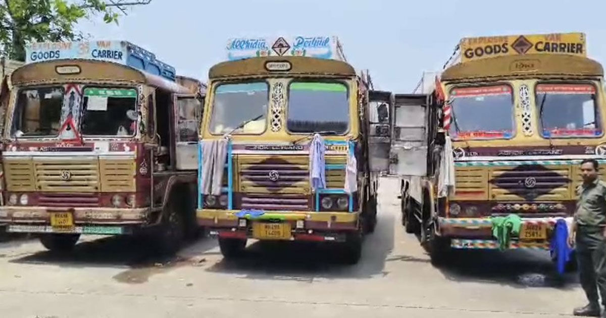 ভারত থেকে তিন ট্রাক বিস্ফোরক আমদানি করলো বাংলাদেশ
