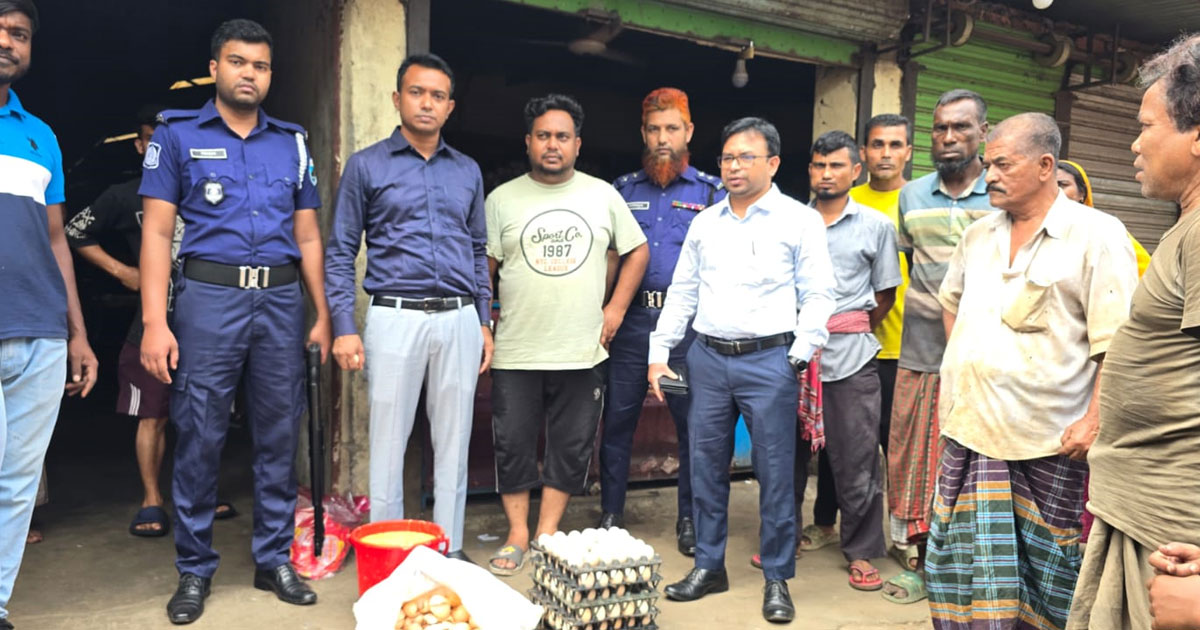 বগুড়ায় অফুটন্ত ডিমের ব্যবহার: ফুলকলি বেকারিকে জরিমানা