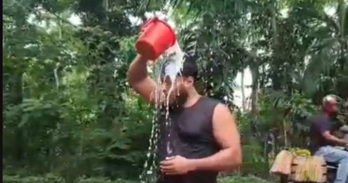 দুধ দিয়ে গোসল করে দল ছাড়লেন জামায়াত কর্মী
