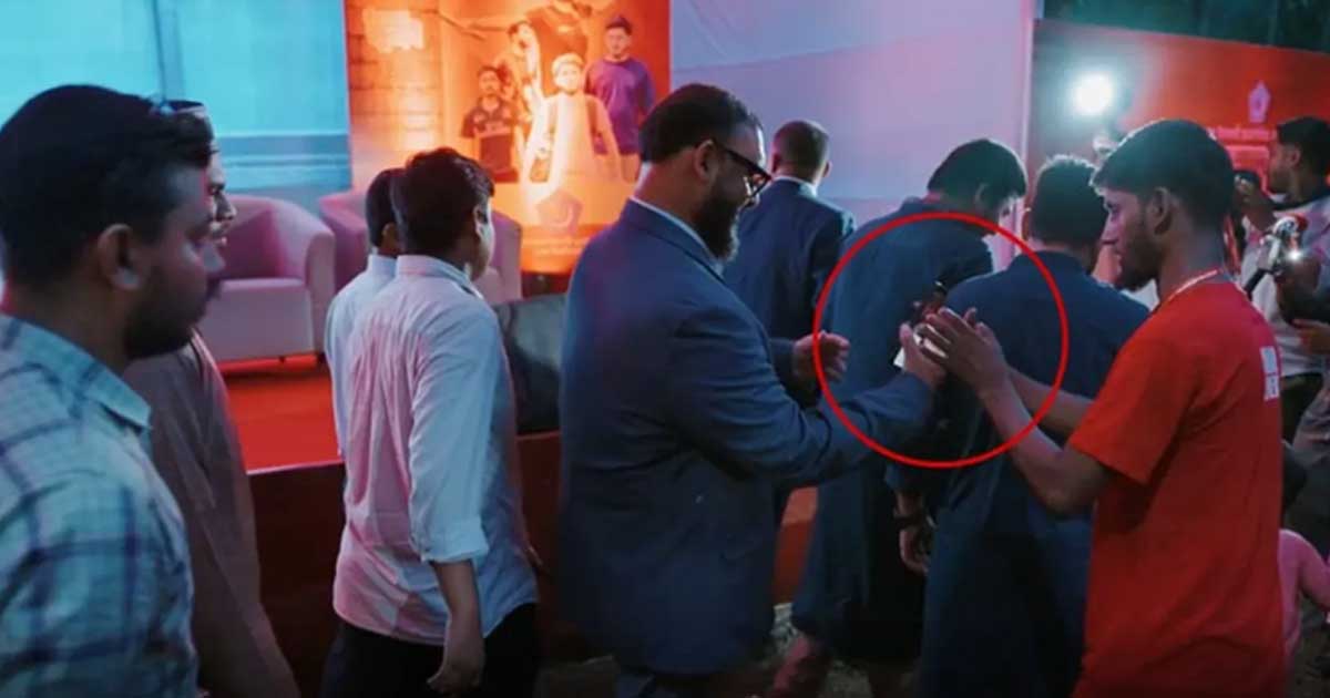 ঢাবিতে শিবিরের প্রোগ্রাম থেকে ব্যারিস্টার আরমানের ফোন চুরি
