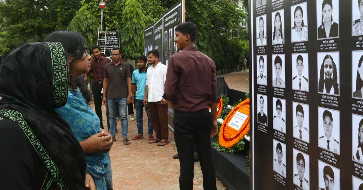 ‘বাচ্চারা বলছিল, আমাদের বাঁচান—তখন আমিও ছিলাম মৃত্যুর অপেক্ষায়’