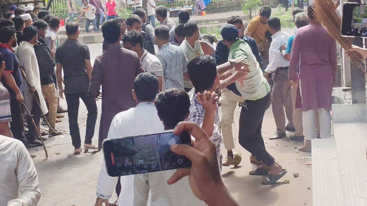জকসু ভিপি ও জিএসকে ক্যাম্পাস ছাড়া করল ছাত্রদল