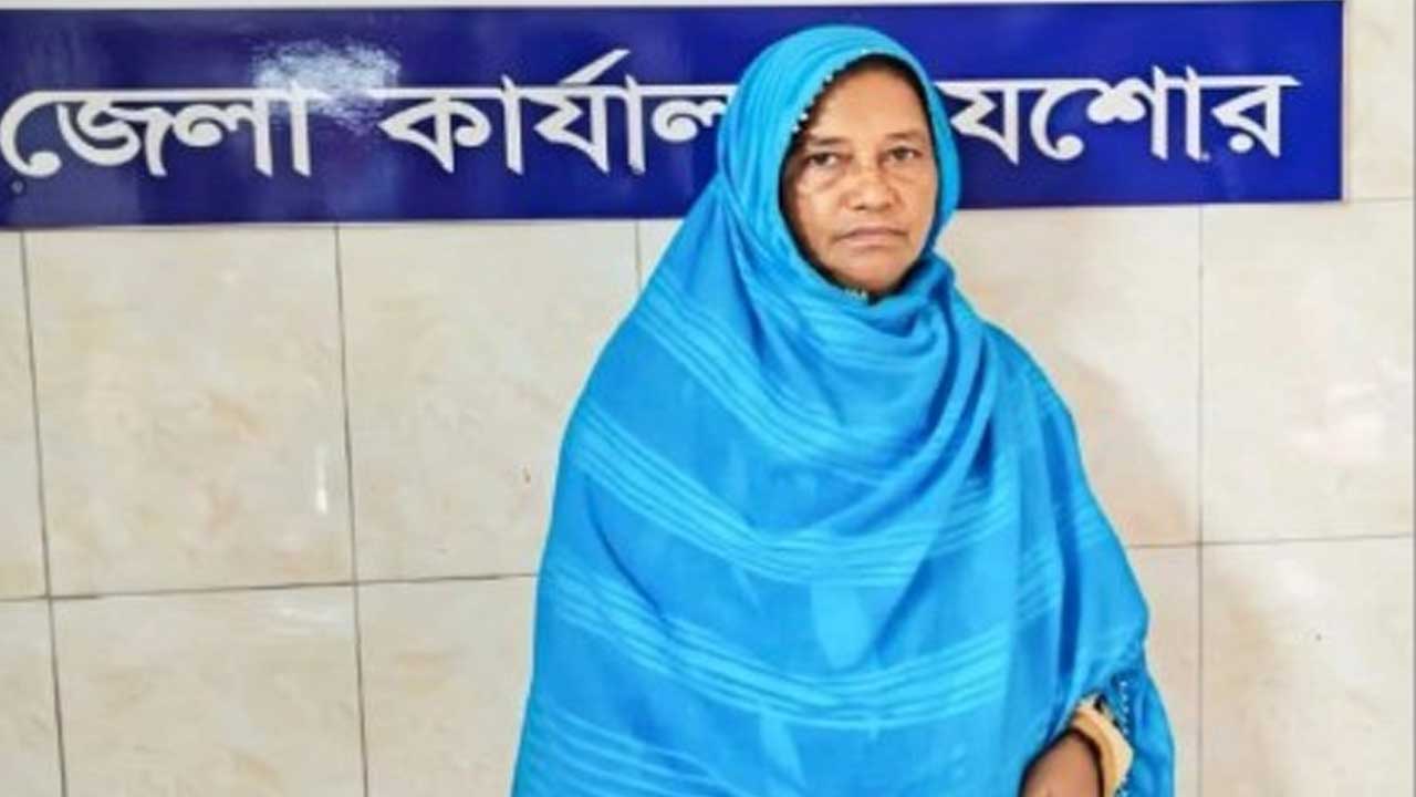 শার্শায় ৬ হাজার পিস ইয়াবাসহ নারী আটক