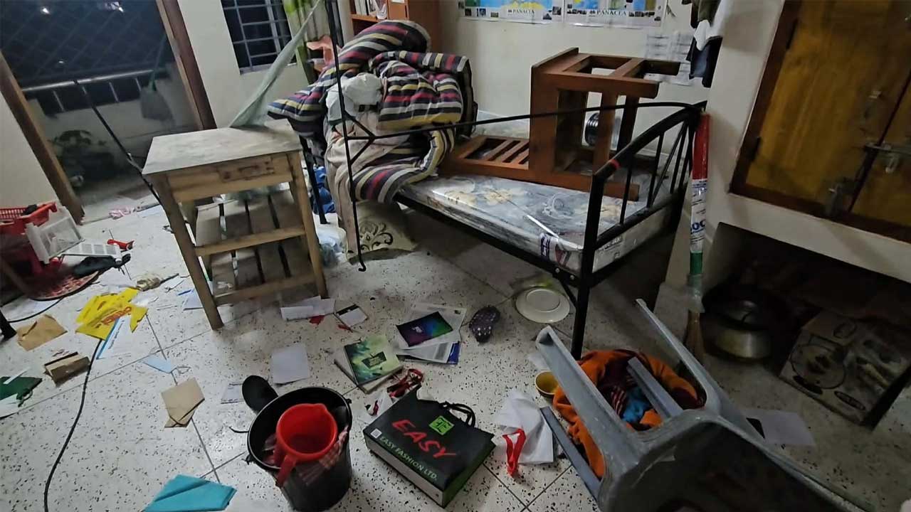 তোলারাম কলেজ ছাত্রাবাসে ছাত্রদলের ভাঙচুর-লুটপাটের অভিযোগ