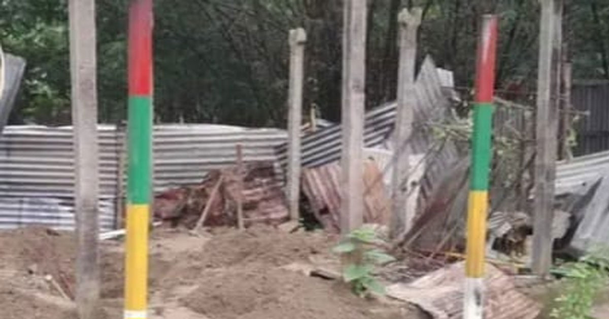 কুষ্টিয়ায় নিহত পীর শামিমের লাশ কবর থেকে দরবারে নেওয়ার অভিযোগ পরিবারের