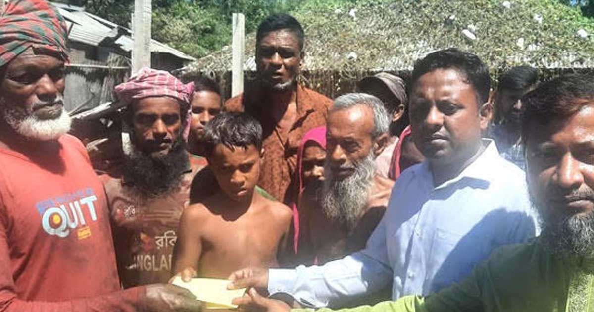 চাটমোহরে আগুনে ৬ টি বসতবাড়ি পুড়ে ৩৫ লক্ষাধিক টাকার ক্ষতি