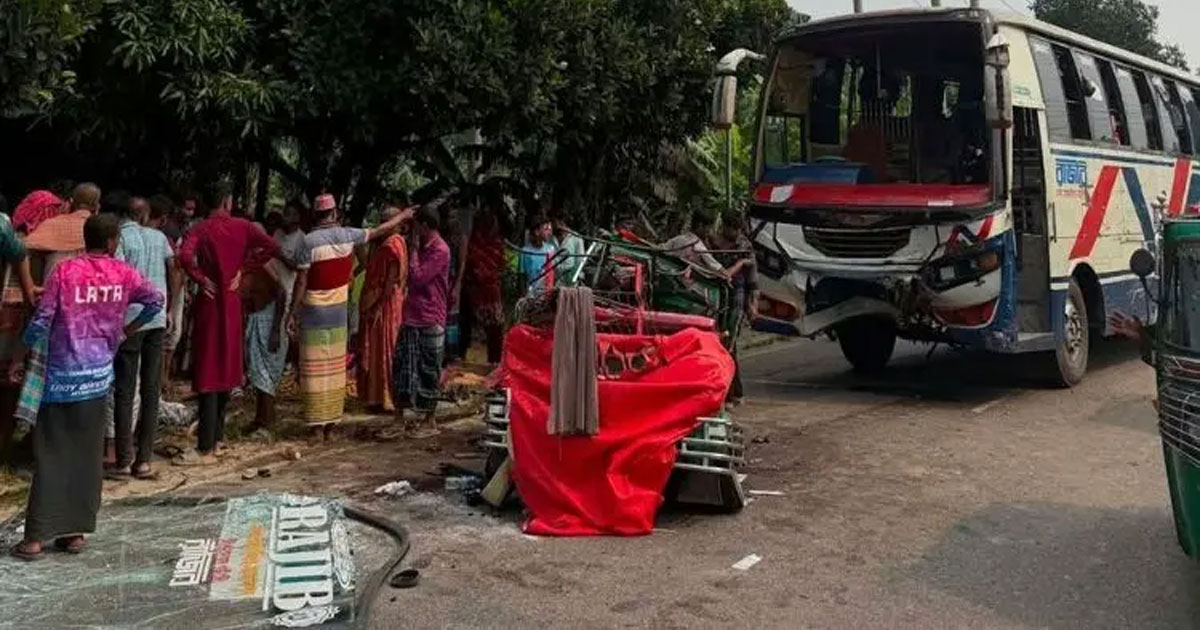 ময়মনসিংহে বাস চাপায় সিএনজির ৭ যাত্রী নিহত