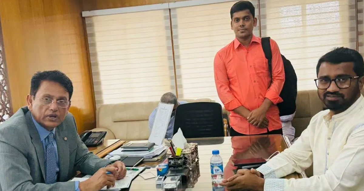 সংবিধানে কোথায় লেখা আবাসন না থাকলে চাকরি হবে না, প্রশ্ন শিক্ষামন্ত্রীর