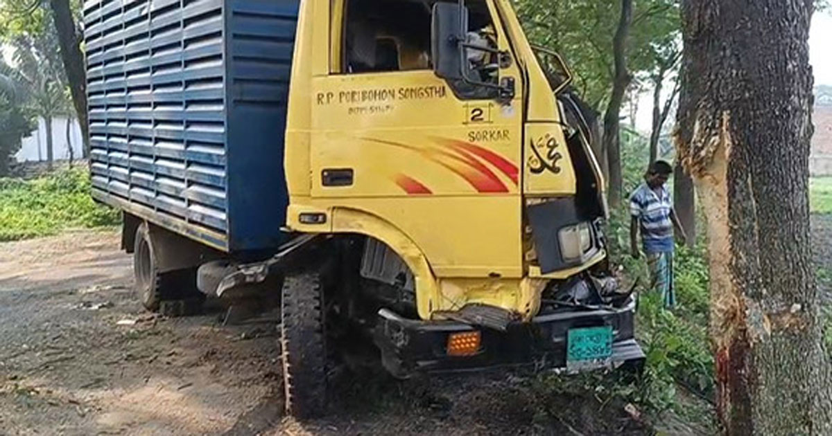 যশোরের শার্শায় সড়ক দুর্ঘটনায় হেলপার নিহত