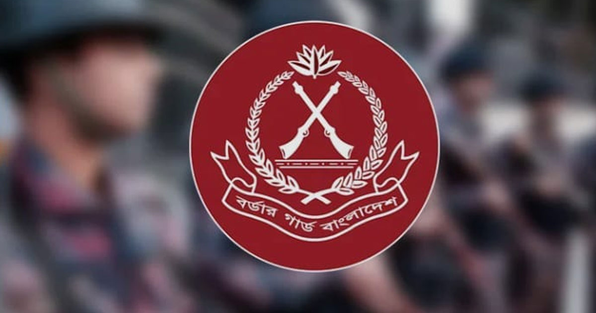 কুষ্টিয়া সীমান্তে মদ-মোটরসাইকেলসহ আটক ৩