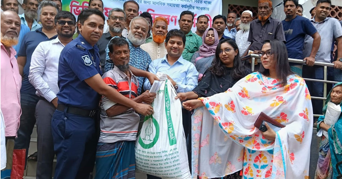 উজিরপুরে ৩৪০০ জেলের মাঝে ভিজিএফের চাল বিতরণ শুরু