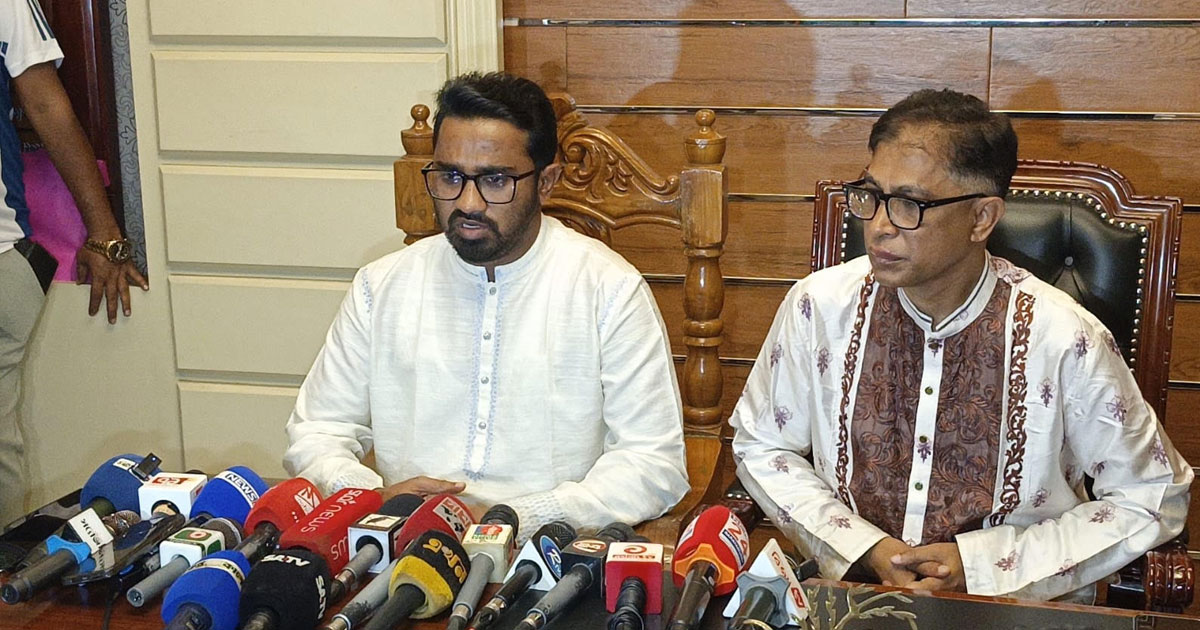 বিএনপি ব্যর্থ হলে আরেকটি এক-এগারো সৃষ্টি হবে: রাশেদ খান