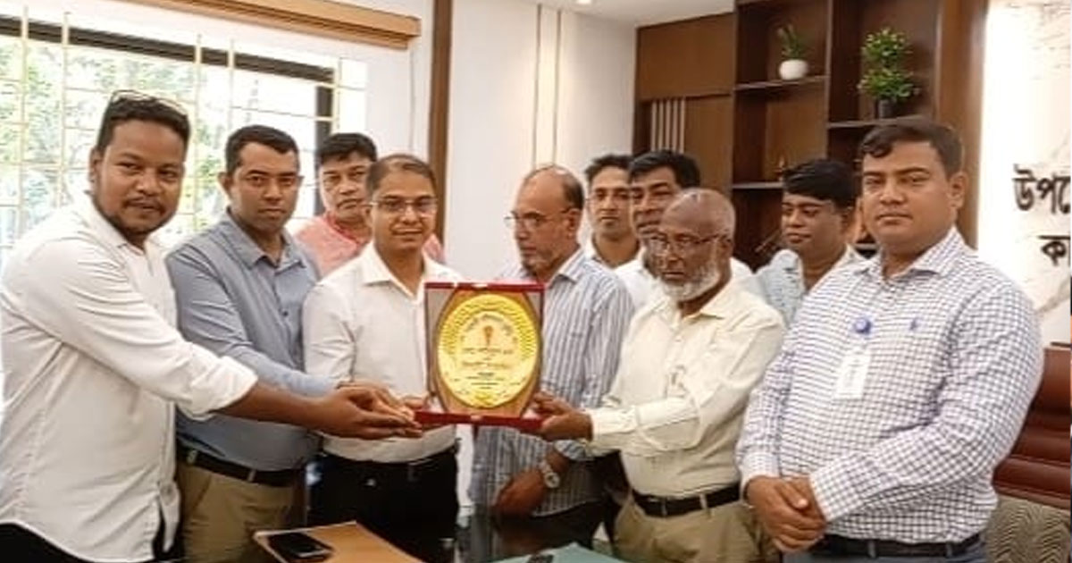 বিদায়ী এসিল্যান্ড নাহিদুল হককে কাপাসিয়া প্রেসক্লাবের সংবর্ধনা