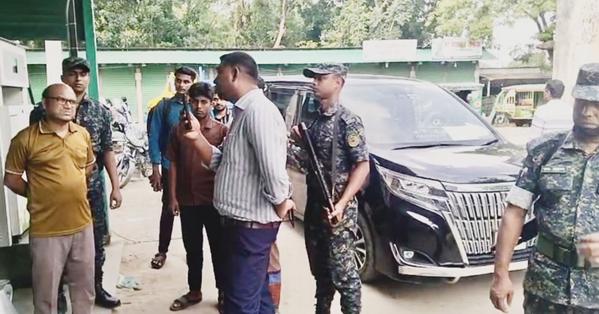 মানিকগঞ্জে তিন প্রতিষ্ঠানকে ৬৫ হাজার টাকা জরিমানা