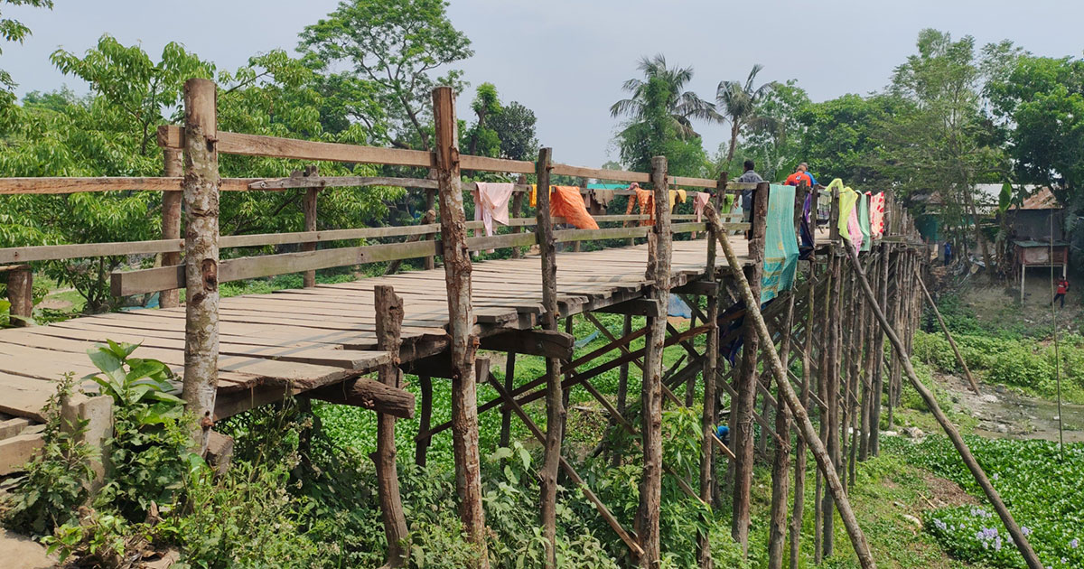 স্বাধীনতার ৫৪ বছরেও নির্মিত হয়নি সেতু